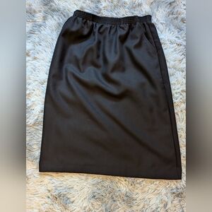 Elegant Black Women's Skirt